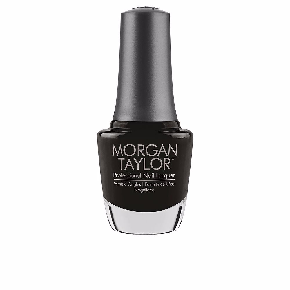 15 ml clear glass bottle of warm nude nail lacquer with curved brush — cream finish