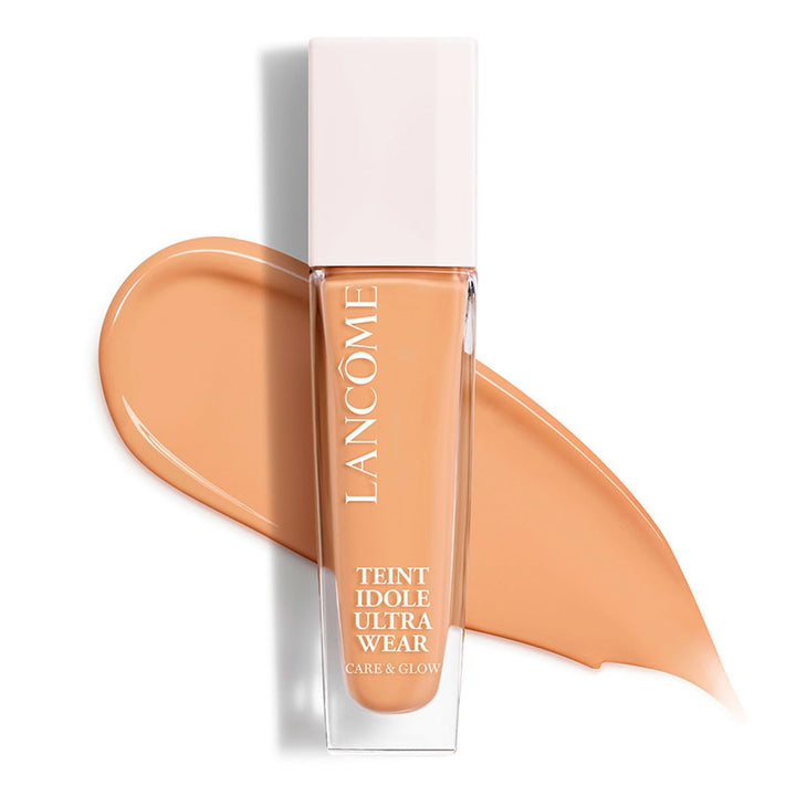 30 ml bottle of liquid foundation in shade 230W with pump dispenser