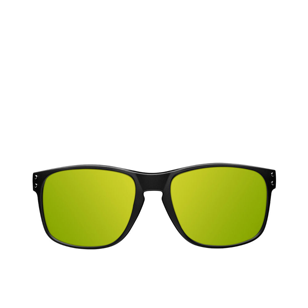 Black square Unisex sunglasses with polarised lenses and 135 mm temples
