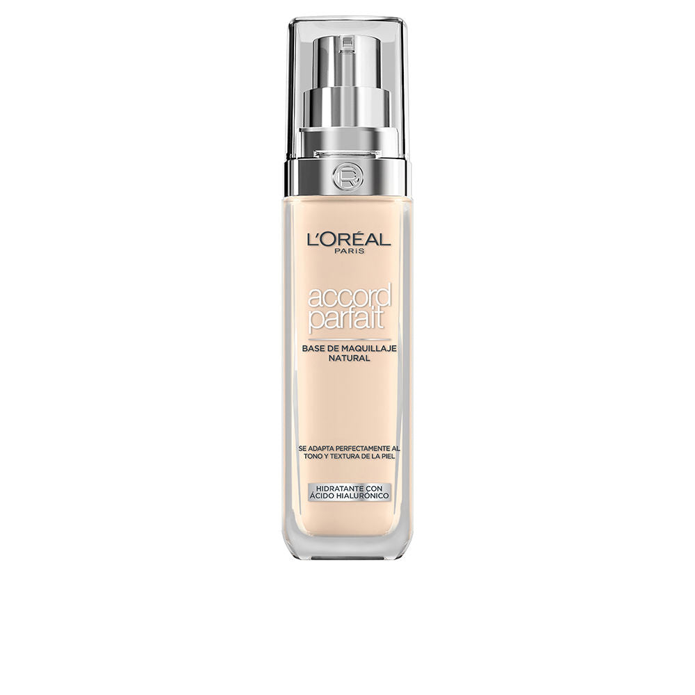 30 ml liquid foundation bottle, medium shade, hydrating finish