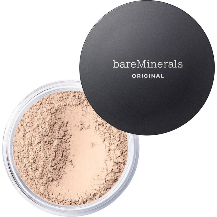 Loose mineral face powder in Fairly Medium, 8 g jar, powder swatch