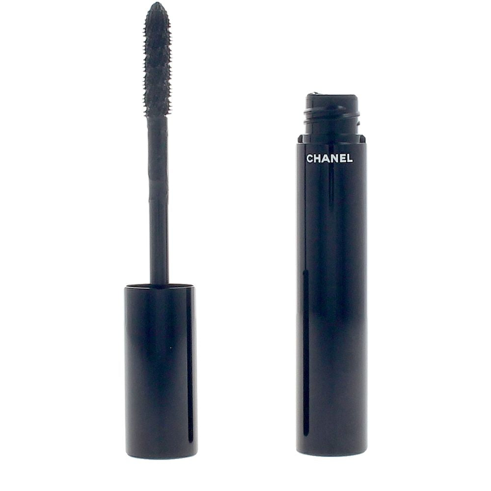 Black volume mascara with disk-style brush, 6 g tube, Unisex