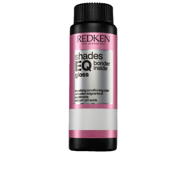 Three 60 ml tubes of semi‑permanent ammonia‑free hair colour in shade 08GI