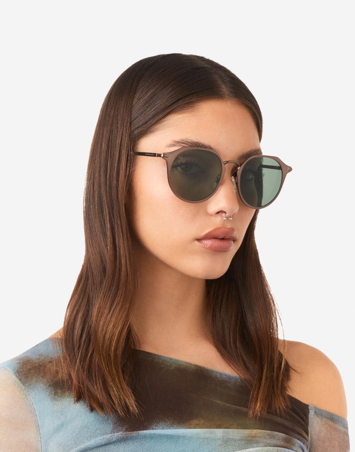 Matte brown metal round sunglasses with dark green lenses, thin frame, keyhole bridge — Hawkers