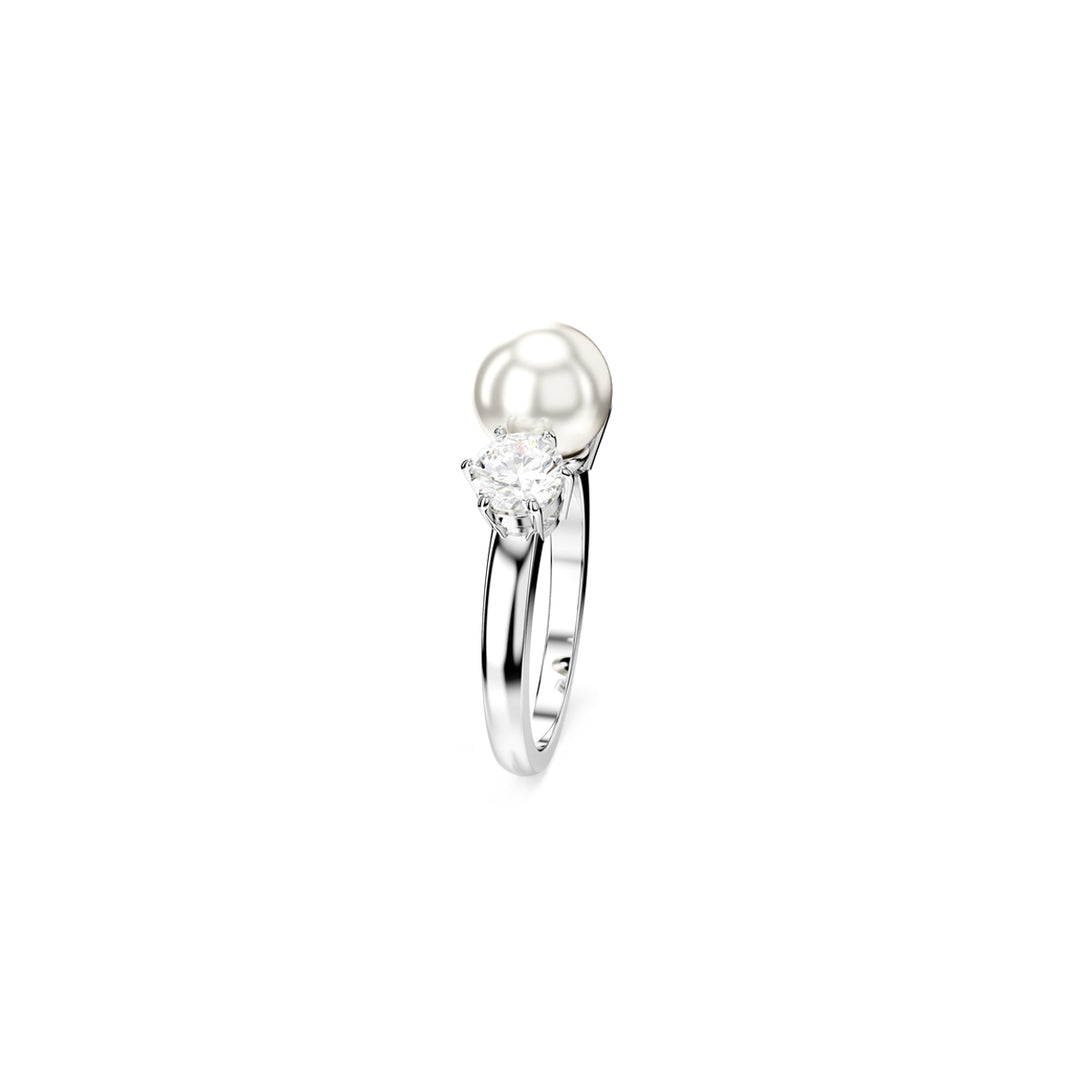 Timeless Pearl and Diamond Elegance Ring