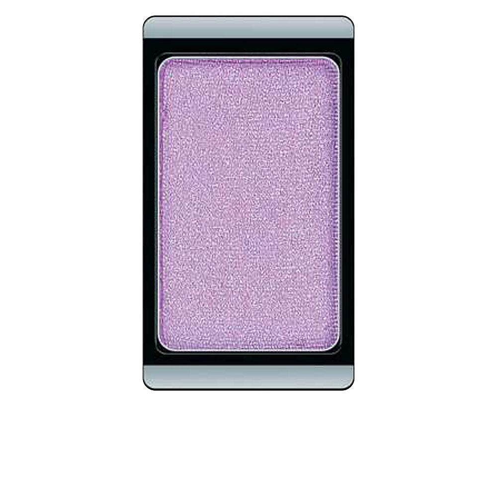 Compact pearlescent purple pressed eyeshadow, 0.8 g, refillable