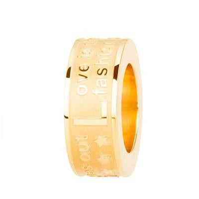 Radiant Embrace Gold Ring with Modern Elegance